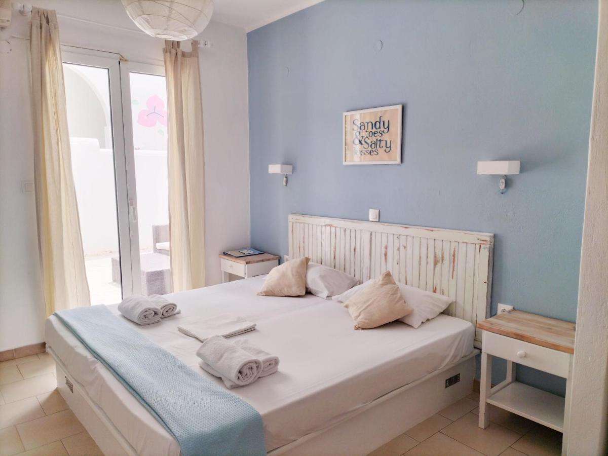 Angelina Studios Parikia  Ngoại thất bức ảnh